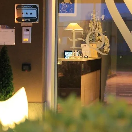 Hotel Eq Travagliato